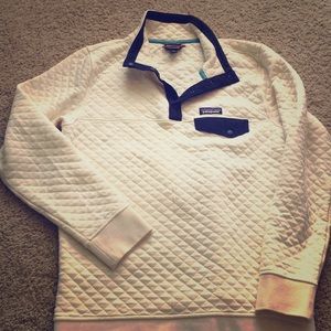 Patagonia Snap-T Quilted pullover.